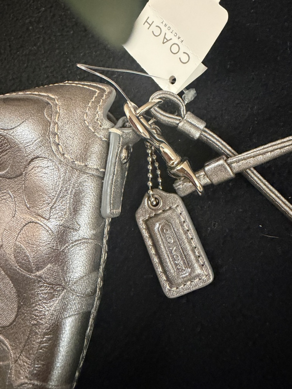 NWT vintage COACH Signature metallic dark silver wristlet clutch - Picture 6 of 7